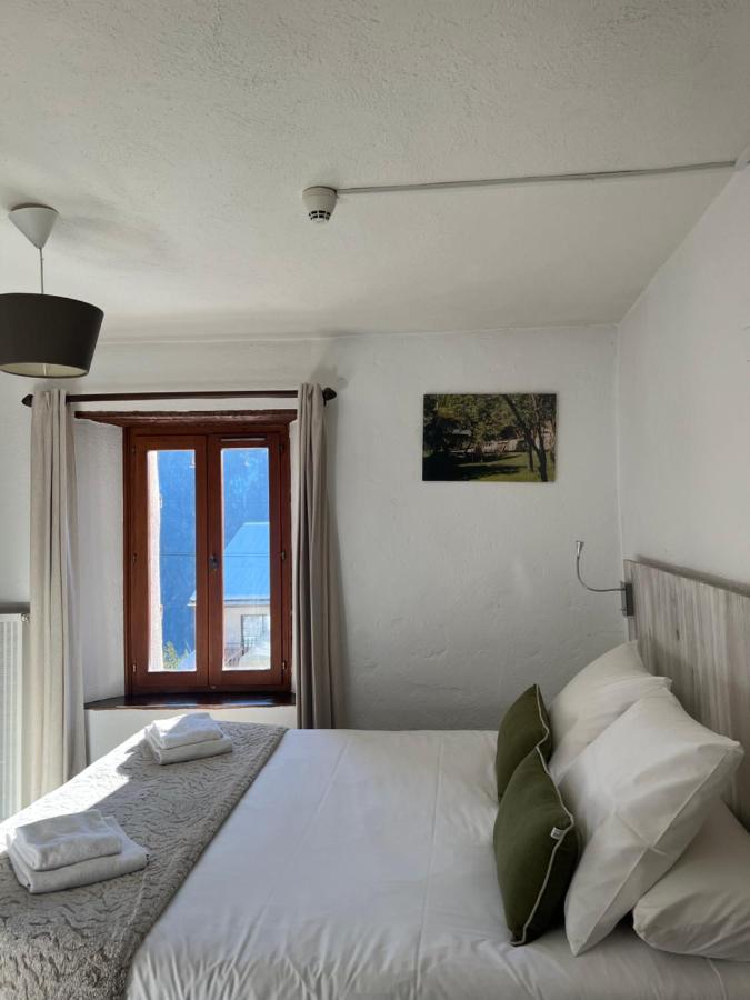 Le Prieuré Hotel Uvernet-Fours Esterno foto
